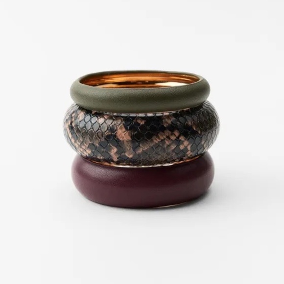 ZARA, pack of 3 leather bracelets NWT - Picture 1 of 4